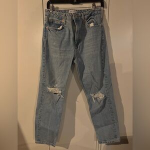 Zara Women’s high waisted Relaxed Light Blue Jeans Size 6